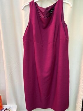 Le Suit Separates Sleeveless Magenta Midi Sheath Dress~Size 18 Like New